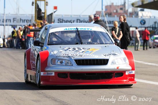 VLN 14-04-2007 02 Boxenausfahrt Startaufstellung 020