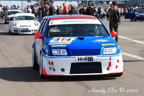 VLN 14-04-2007 02 Boxenausfahrt Startaufstellung 074