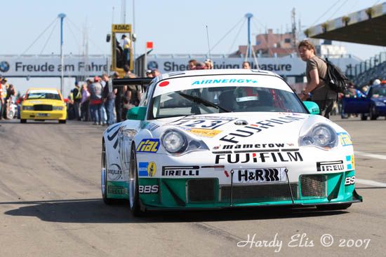 VLN 14-04-2007 02 Boxenausfahrt Startaufstellung 078