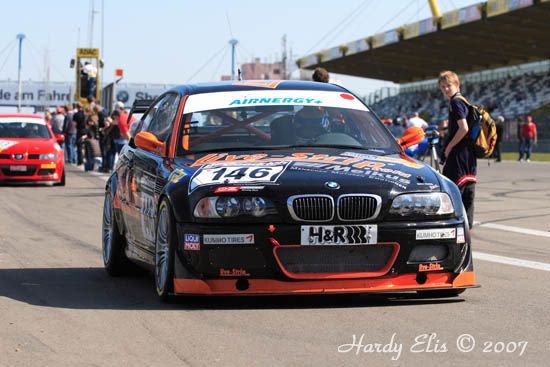 VLN 14-04-2007 02 Boxenausfahrt Startaufstellung 080