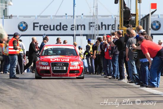 VLN 14-04-2007 02 Boxenausfahrt Startaufstellung 085