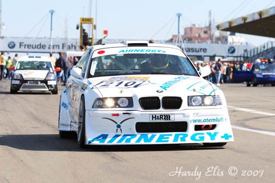 VLN 14-04-2007 02 Boxenausfahrt Startaufstellung 103