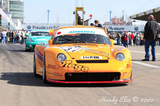 VLN 14-04-2007 02 Boxenausfahrt Startaufstellung 105