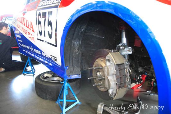 VLN 28-04-2007 01 Boxengasse 04