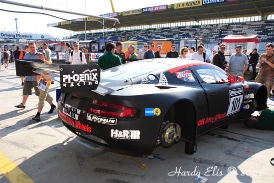 VLN 28-04-2007 01 Boxengasse 11