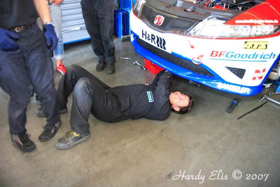 VLN 28-04-2007 01 Boxengasse 22