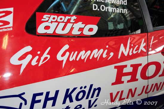 VLN 28-04-2007 01 Boxengasse 27