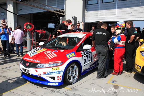 VLN 28-04-2007 01 Boxengasse 38