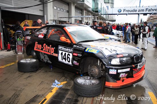 VLN 12-05-2007 01 Boxengasse 004