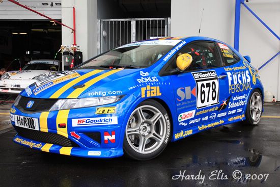 VLN 12-05-2007 01 Boxengasse 013