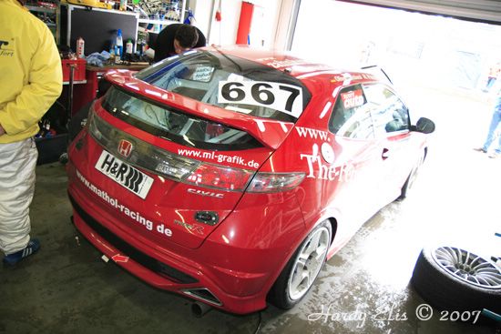 VLN 12-05-2007 01 Boxengasse 026