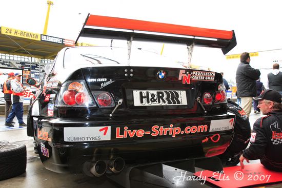 VLN 12-05-2007 01 Boxengasse 039