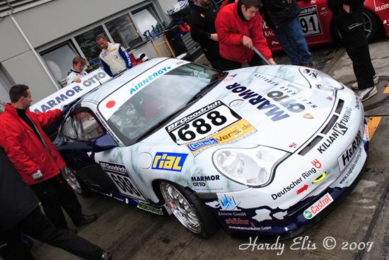 VLN 12-05-2007 01 Boxengasse 058