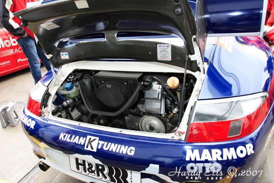 VLN 12-05-2007 01 Boxengasse 059