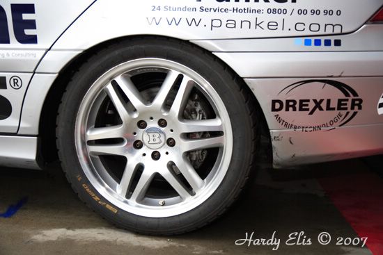 VLN 12-05-2007 01 Boxengasse 080