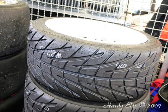 VLN 12-05-2007 01 Boxengasse 082