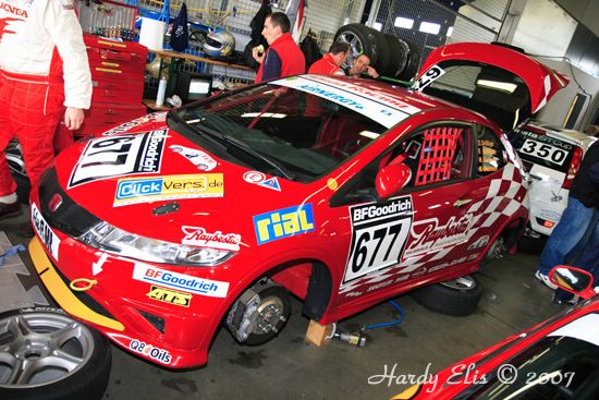 VLN 12-05-2007 01 Boxengasse 102