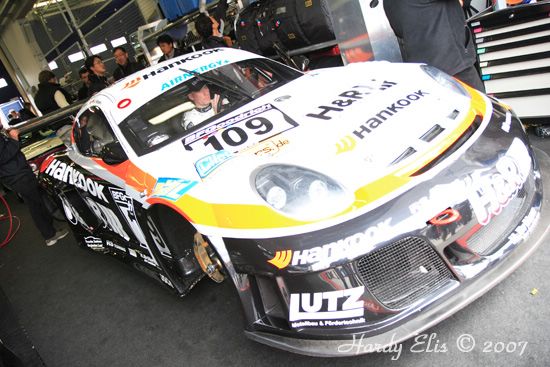 VLN 12-05-2007 01 Boxengasse 113