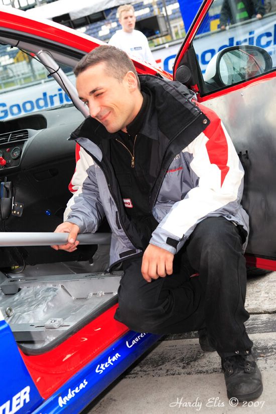 VLN 12-05-2007 01 Boxengasse 132