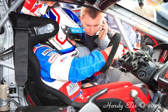 VLN 12-05-2007 01 Boxengasse 142