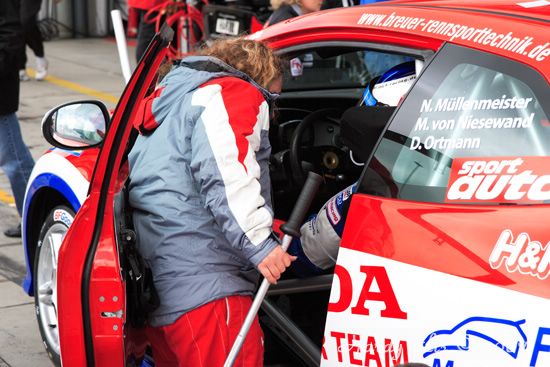 VLN 12-05-2007 01 Boxengasse 151