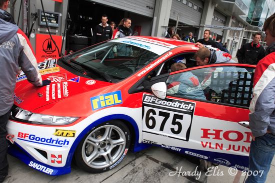 VLN 12-05-2007 01 Boxengasse 159