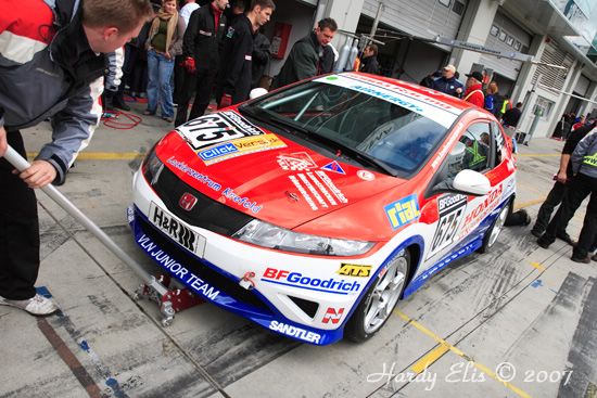 VLN 12-05-2007 01 Boxengasse 162