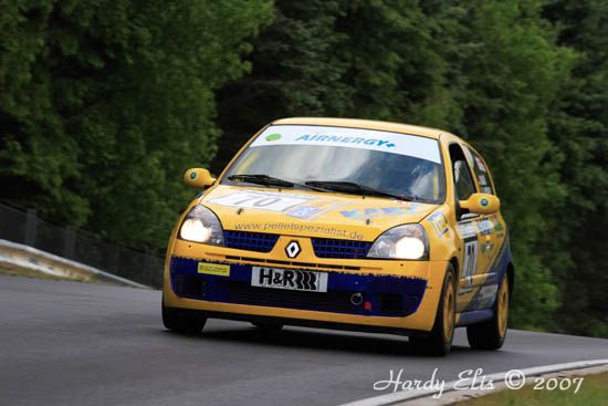 VLN 12-05-2007 03 Quiddelbach-Flugplatz 122