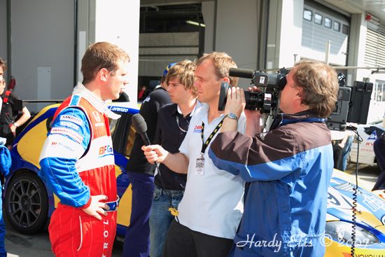 VLN 26-05-2007 01 Boxengasse 03