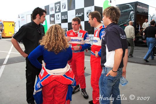 VLN 26-05-2007 01 Boxengasse 56