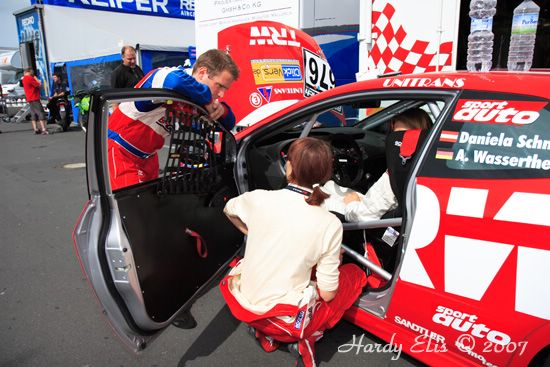 VLN 26-05-2007 01 Boxengasse 58