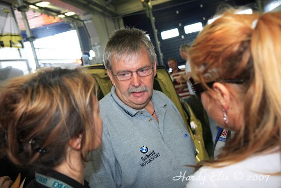 VLN 26-05-2007 01 Boxengasse 78