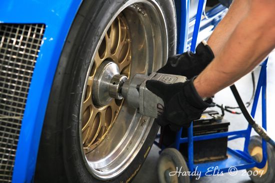 VLN 26-05-2007 01 Boxengasse 84