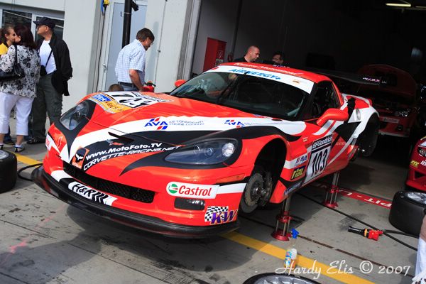 VLN 18-08-2007 01 Boxengasse 08