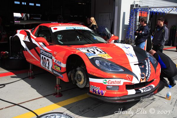 VLN 18-08-2007 01 Boxengasse 10