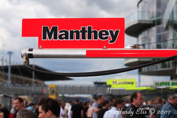 VLN 18-08-2007 01 Boxengasse 24