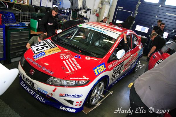 VLN 18-08-2007 01 Boxengasse 39