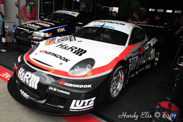 VLN 18-08-2007 01 Boxengasse 43