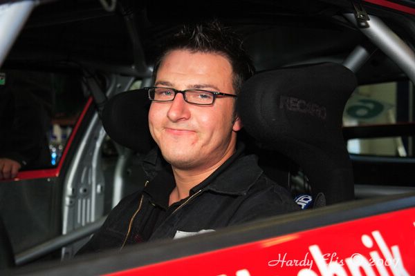 VLN 18-08-2007 01 Boxengasse 48