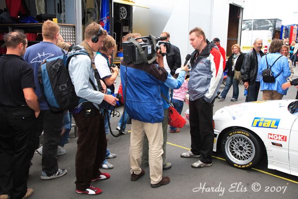 VLN 18-08-2007 01 Boxengasse 49