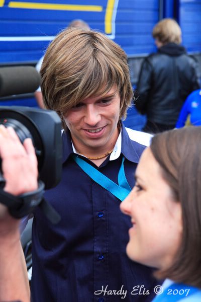 VLN 18-08-2007 01 Boxengasse 52