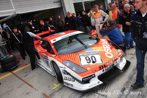 VLN 15-09-2007 01 Boxengasse 22
