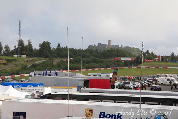 VLN 15-09-2007 01 Boxengasse 37