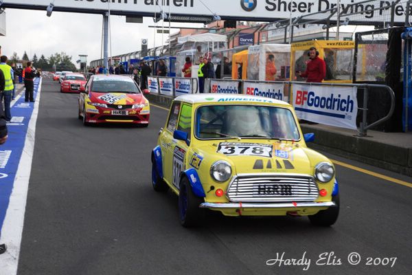 VLN 15-09-2007 01 Boxengasse 48