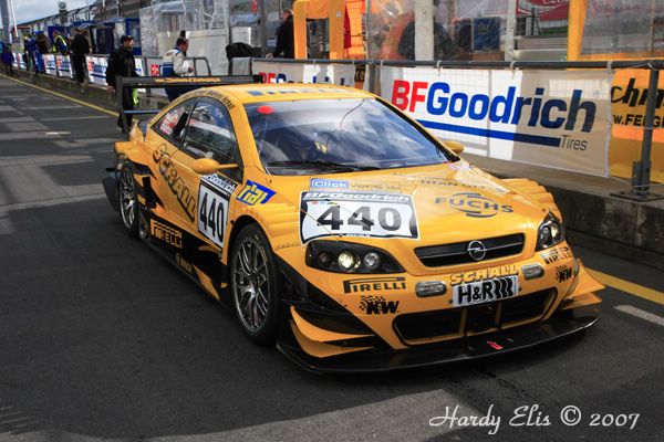 VLN 15-09-2007 01 Boxengasse 62