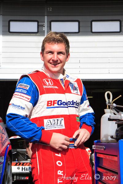 VLN 15-09-2007 01 Boxengasse 72