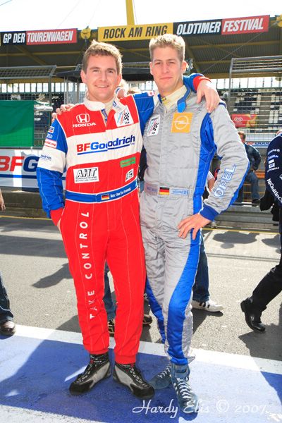 VLN 15-09-2007 01 Boxengasse 77