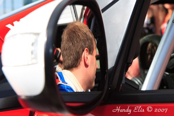 VLN 15-09-2007 01 Boxengasse 92