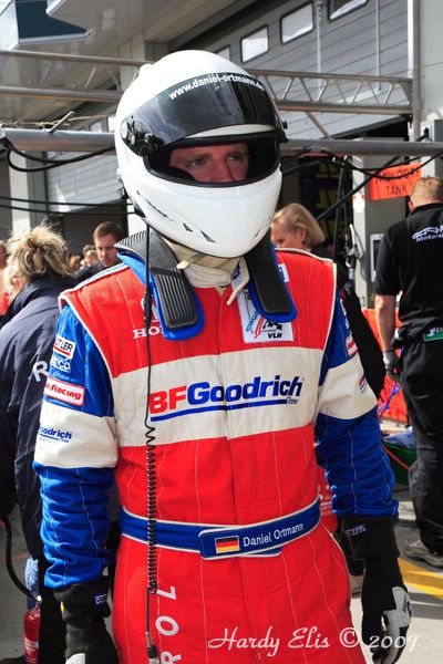 VLN 15-09-2007 03 Rennen Boxengasse 009