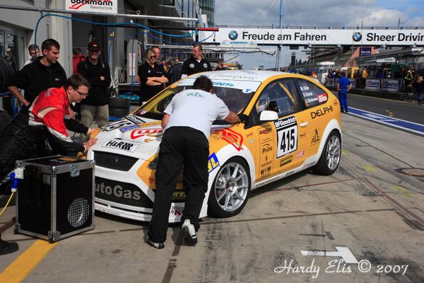 VLN 15-09-2007 03 Rennen Boxengasse 027